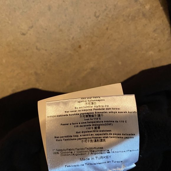 Authentic VERSACE JEANS logo mens’s crew-neck sweatshirt-Black NWOT - Picture 9 of 15